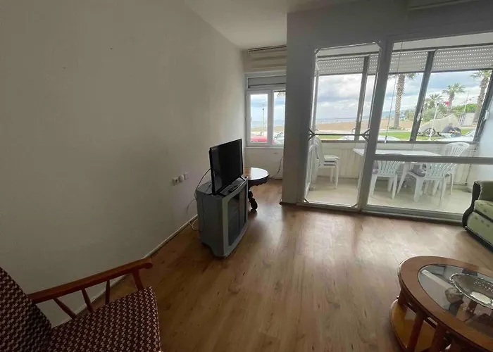 Sahilde Denize Sifir Apartament