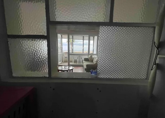 Apartman Sahilde Denize Sifir *